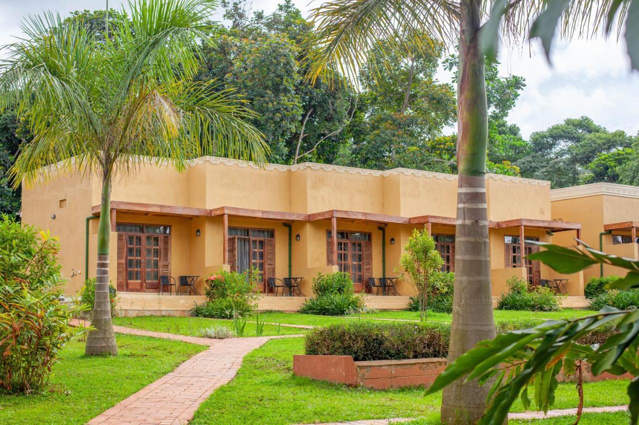 Brovad Sands Lodge Kalangala Dış mekan fotoğraf