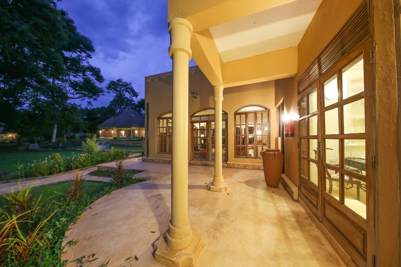 Brovad Sands Lodge Kalangala Dış mekan fotoğraf