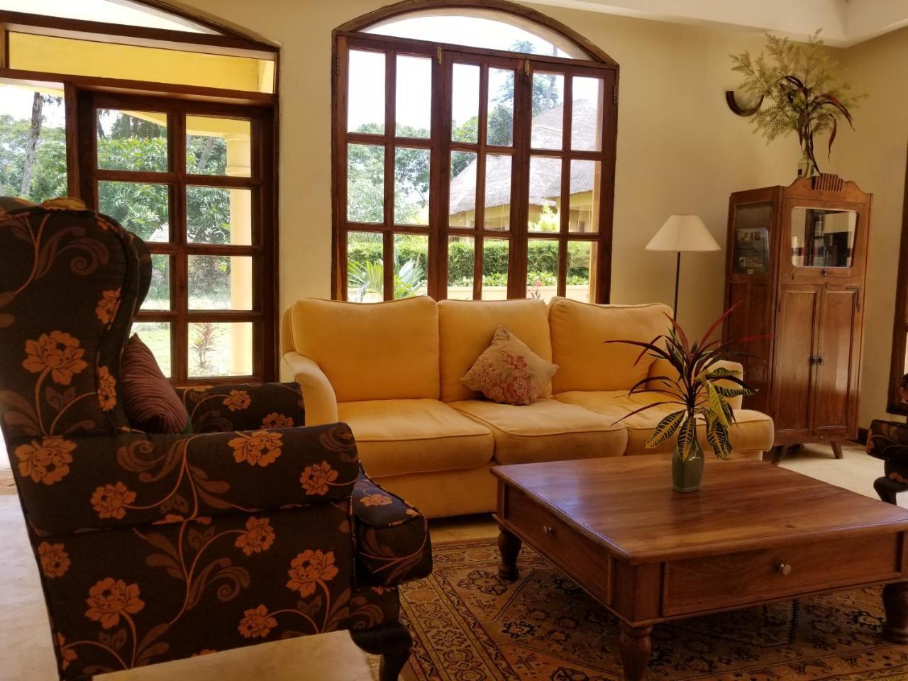 Brovad Sands Lodge Kalangala Dış mekan fotoğraf